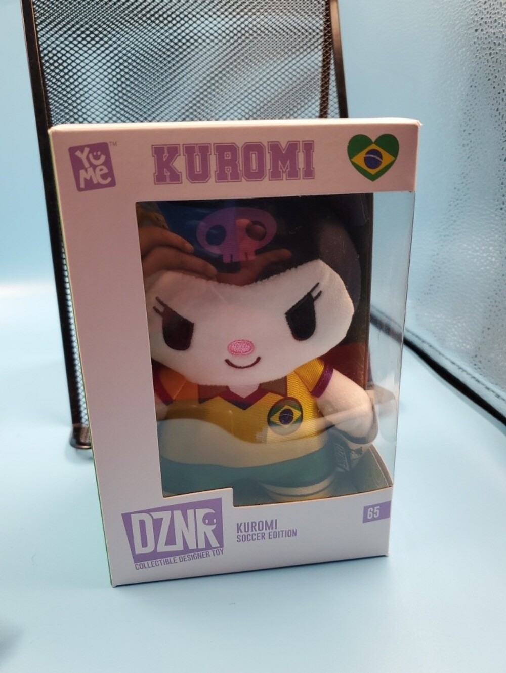 YuMe DZNR KUROMI- SOCCER EDITION- Hello Kitty KUROMI BRAZIL Boxed 7” Plush (C21)